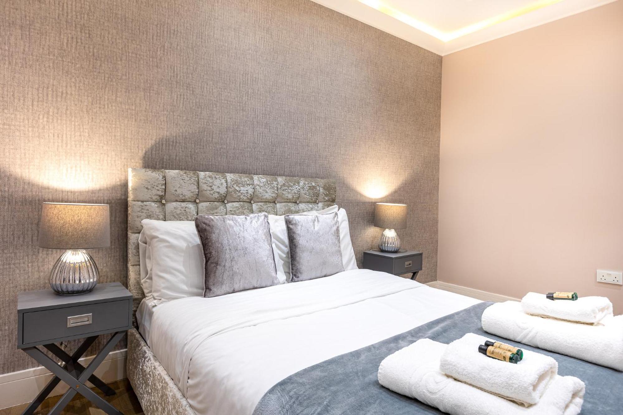 Modern 4 Bdr 3 Bth Apt Minutes From Edgware Road لندن المظهر الخارجي الصورة
